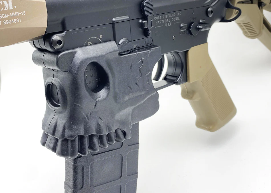 Skull Magwell For M4 AEG - Image 2