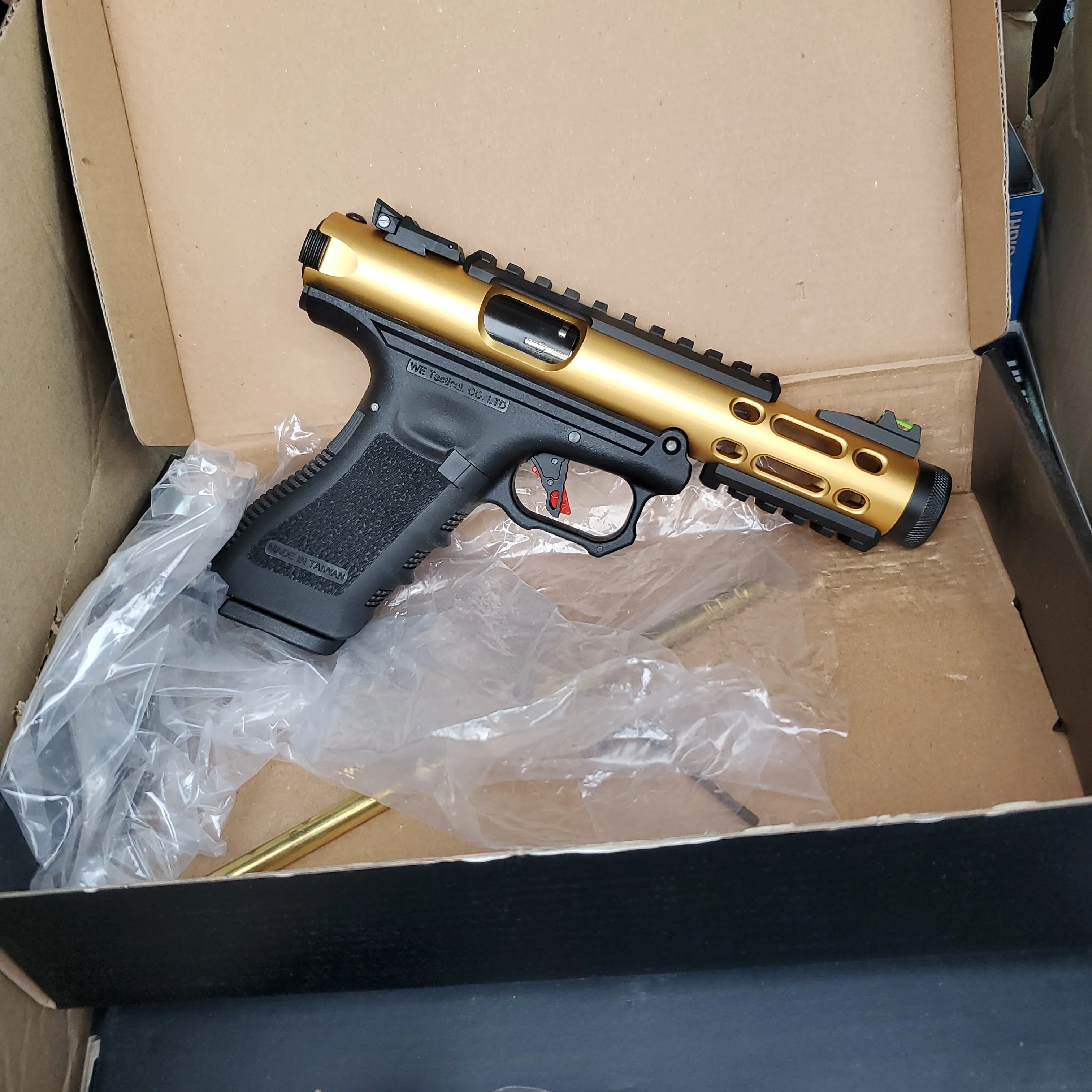 We-Tech  WE Galaxy G Series GBB Pistol             Black/Purple/Gold/Blue/Silver - Image 5